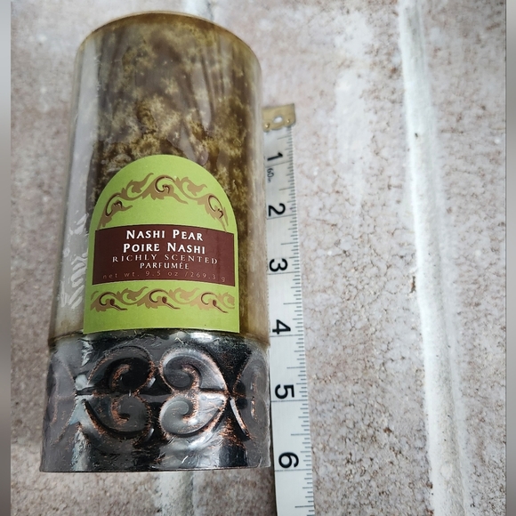 NEW Attitudes Nashi Pear Scented Candle - Picture 3 of 5